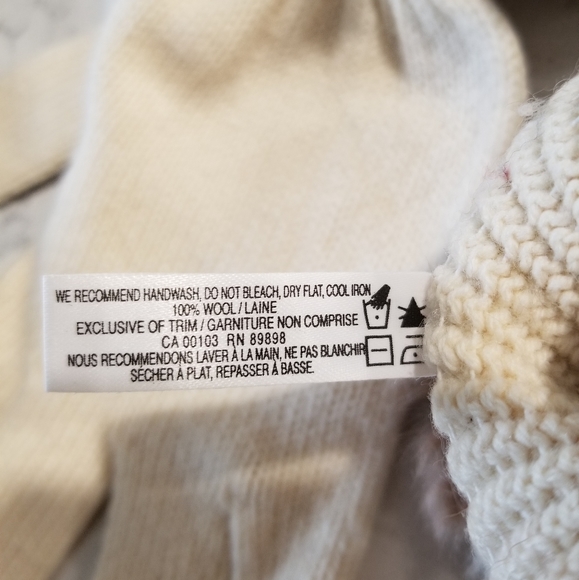 🧣FAUX FUR SET OF STOLE AND GLOVES. - Picture 5 of 11